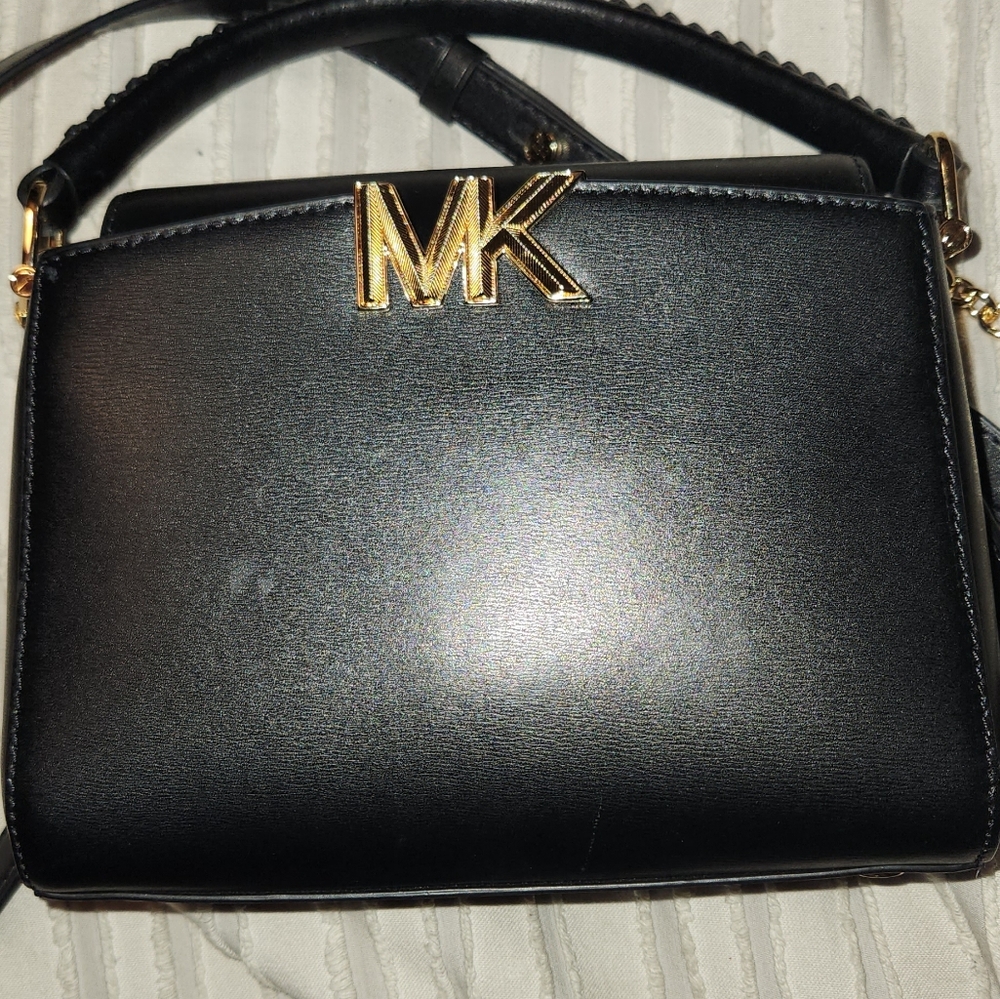 Small Michael kors crossbody
